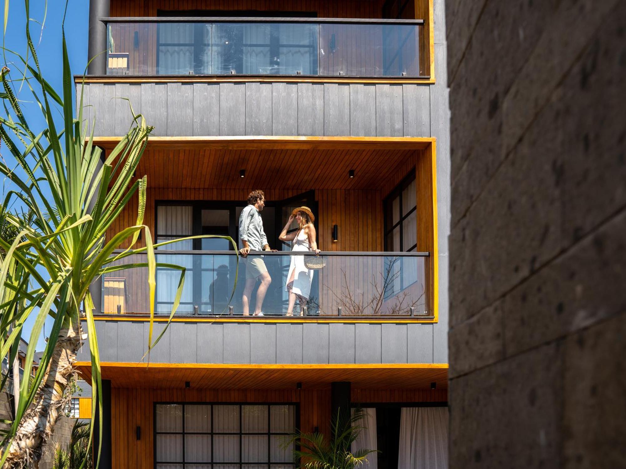 Secana Beachtown Resort & Residences Canggu Екстериор снимка