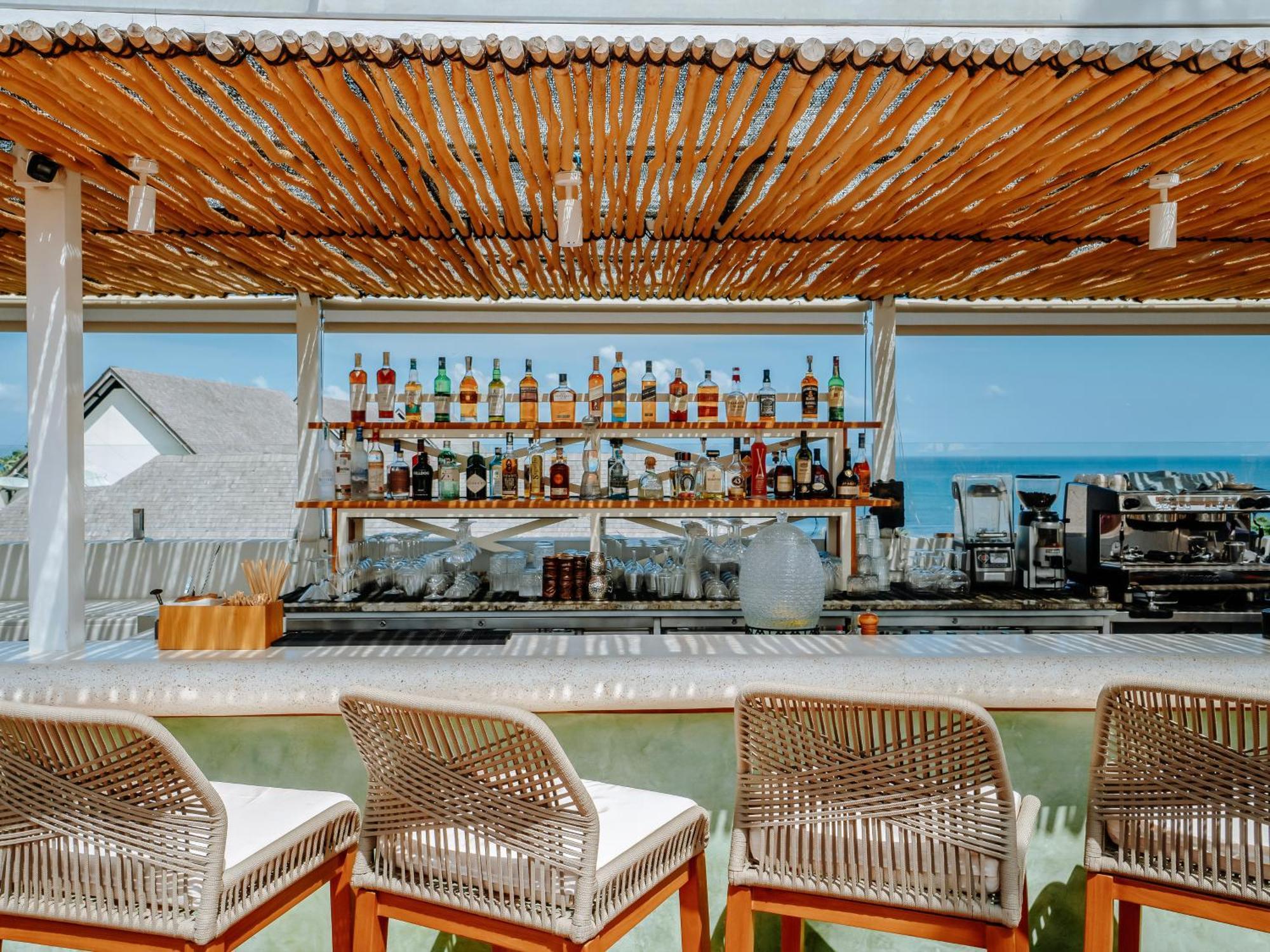 Secana Beachtown Resort & Residences Canggu Екстериор снимка