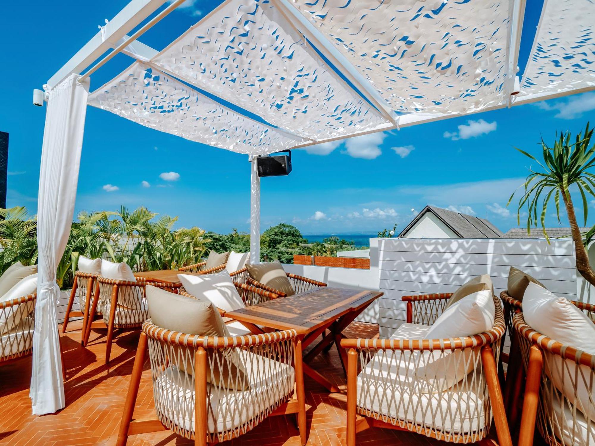 Secana Beachtown Resort & Residences Canggu Екстериор снимка