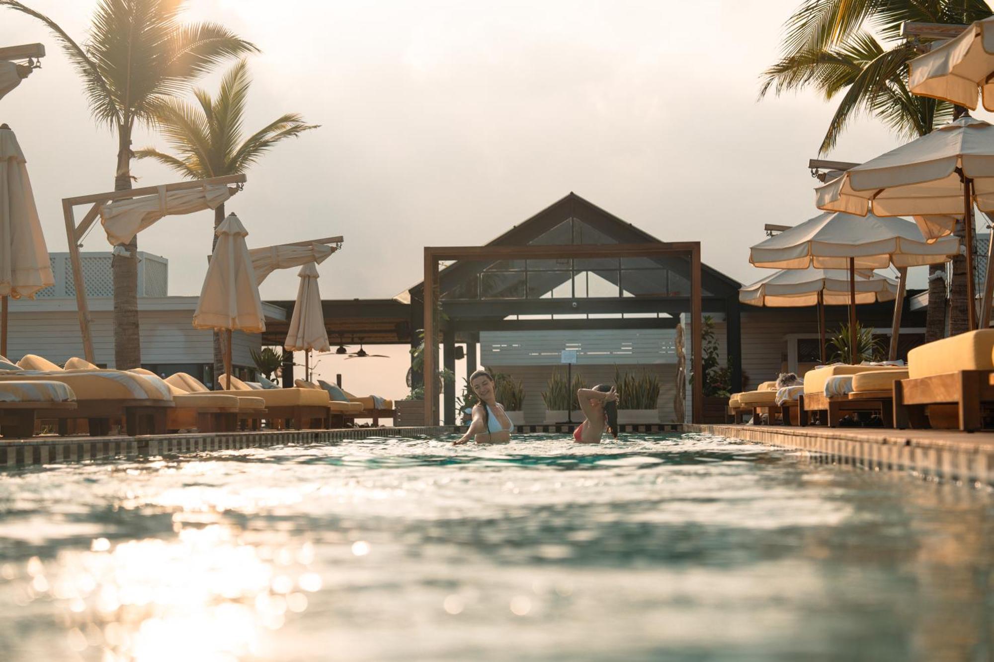 Secana Beachtown Resort & Residences Canggu Екстериор снимка